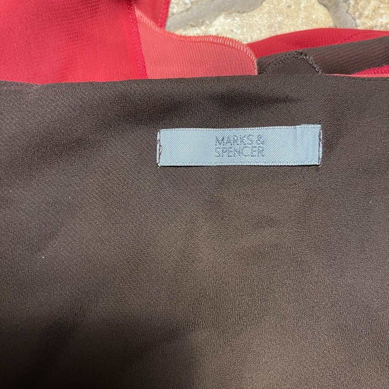 Top: Marks&SpencerTop elegante rosso e marrone, taglia38/40 – Nuovo (secondo la descrizione) da Gordevio venduto da LanaZimm 6