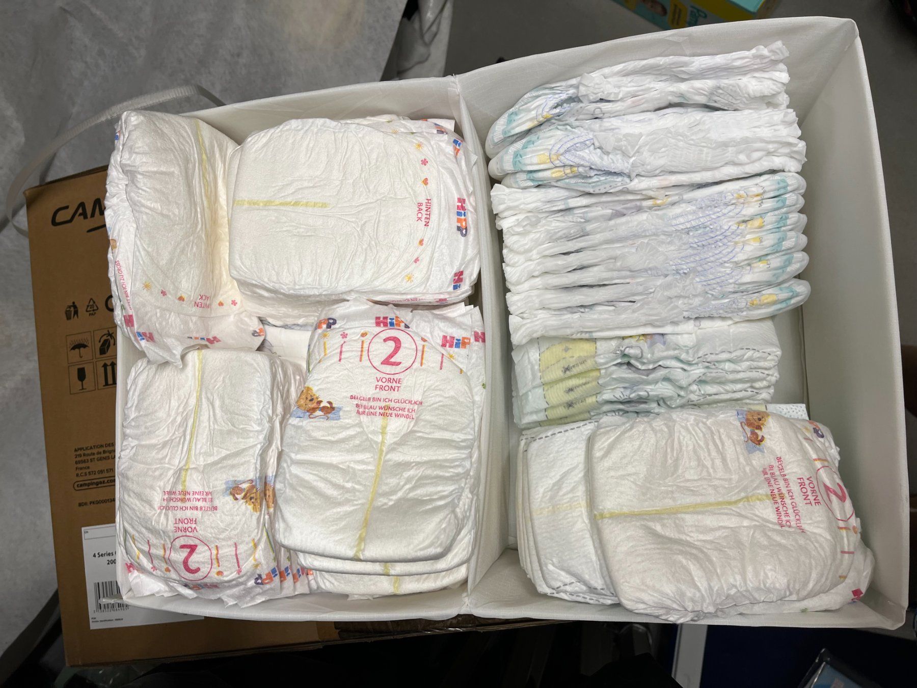 Pampers Windeleimer & Windeln: Pampers, Hipp Windeln Gr 2 und 3. 229 St – Neu (gemäss Beschreibung) aus Rekingen AG von Maxim5332G