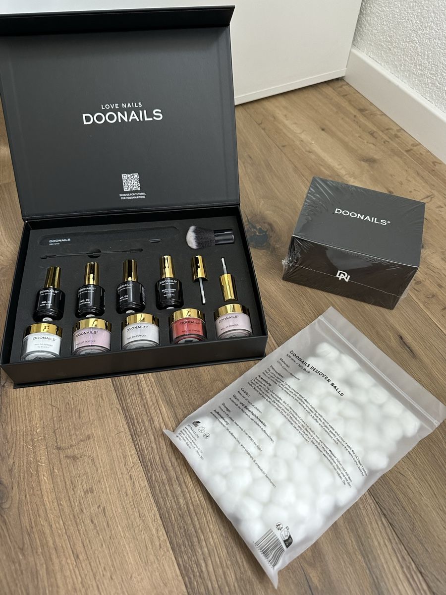 Unghie finte: DOONAILS Nagelset - Originalverpackung! – Nuovo e nell'imballaggio originale da Wetzikon ZH venduto da lia_gzn5