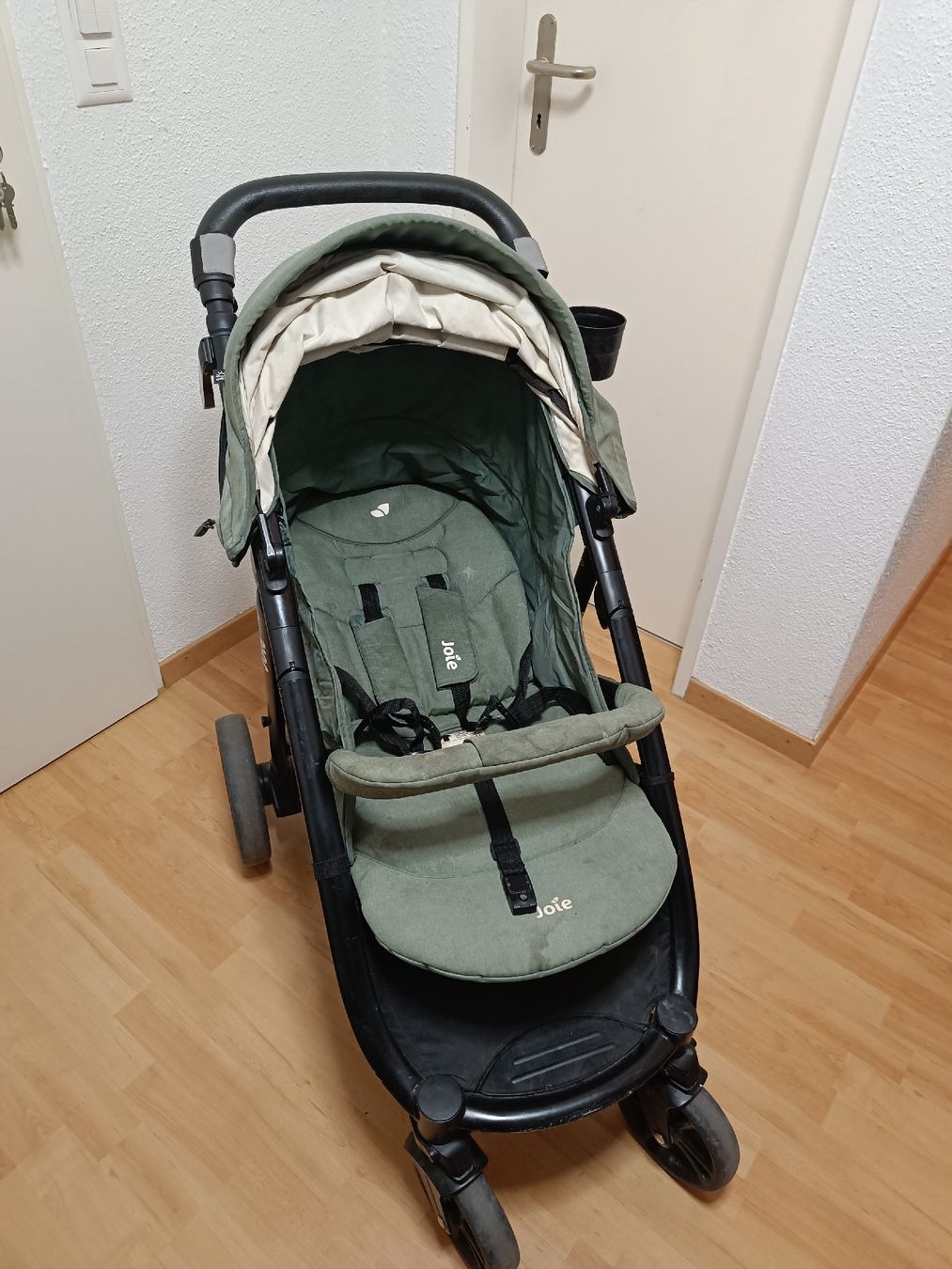 Joie Carrozzine: Joie Buggy Litetrax 4 DLX Kinderwagen  – Usato da Lenzburg venduto da Valflo02 2