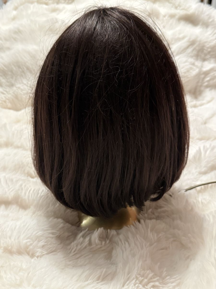 Parrucche: Perruque brune naturelle, style chic et élégant – Usato da Monthey venduto da Joseph-29 2