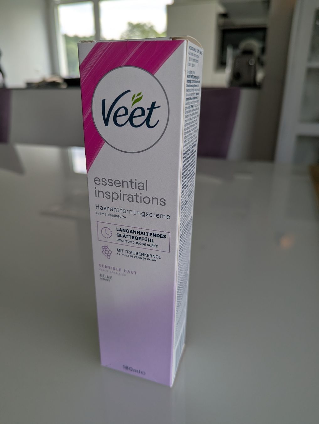 Veet Altro per la cura del corpo: Veet Essential Inspirations Haarentfernungscreme, 180ml – Nuovo e nell'imballaggio originale da Seengen venduto da sam_x5tk 2