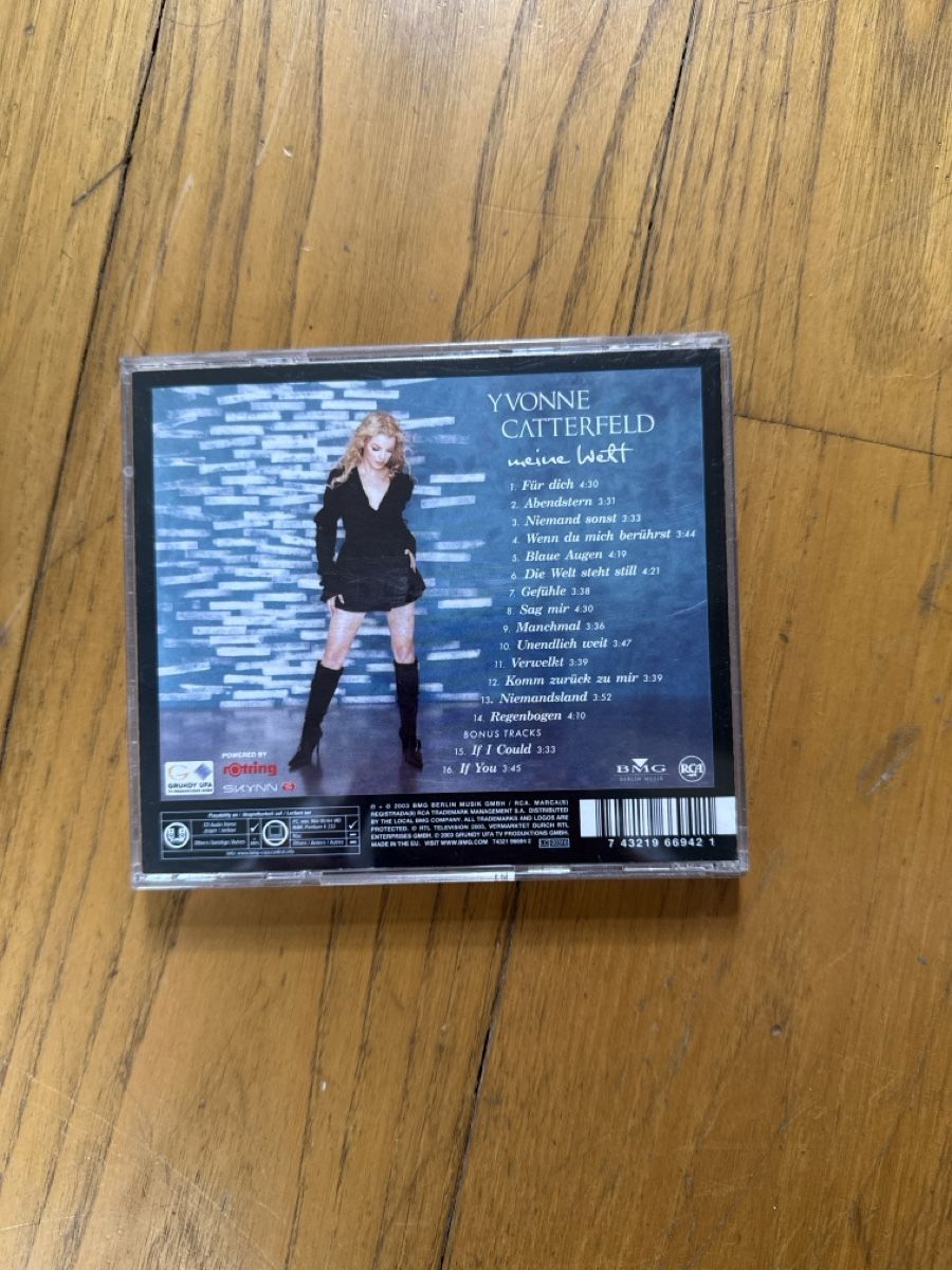 CD: Yvonne Catterfeld - meine Welt - CD  – Usato da Basel venduto da Xeno_96 1
