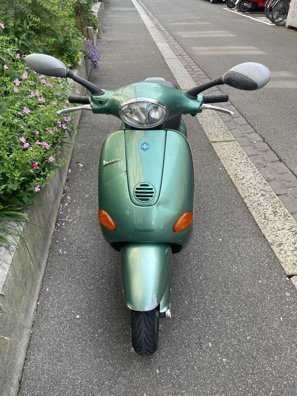 Piaggio Autres: Vespa Paggia et4 - Defekt – Défectueux à Basel par cfi_gj72 1