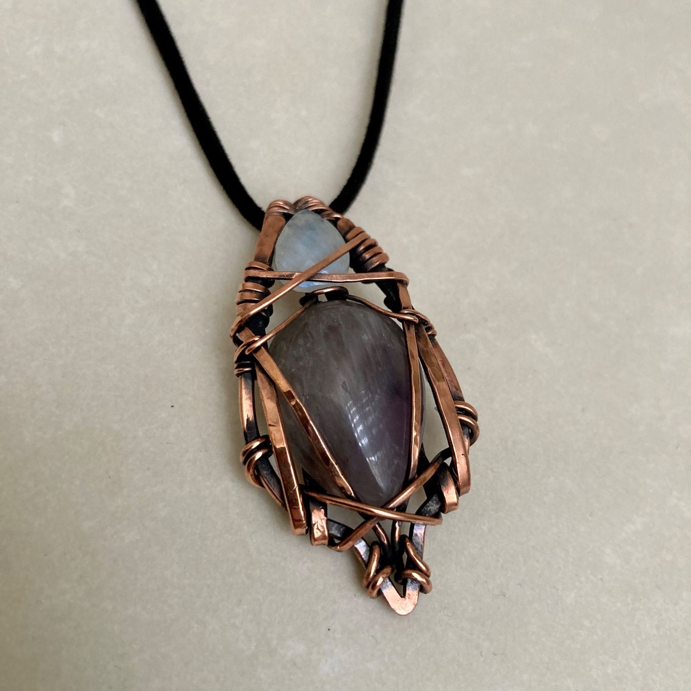 Catenine: Anhänger mit Amethyst und Mondstein – Nuovo (secondo la descrizione) da Solothurn venduto da Kiki_Di 4