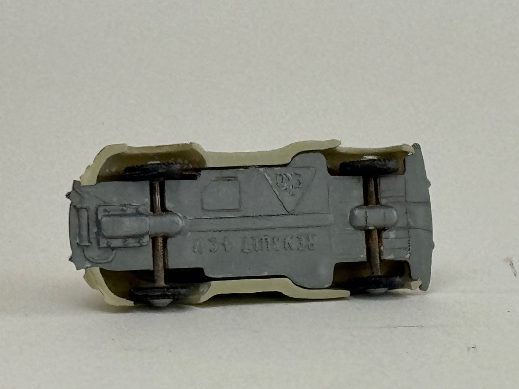 Busch Modellini d'auto: GB5- EKO Renault 4 CV grau – Usato da Elm venduto da Wikmtz 2