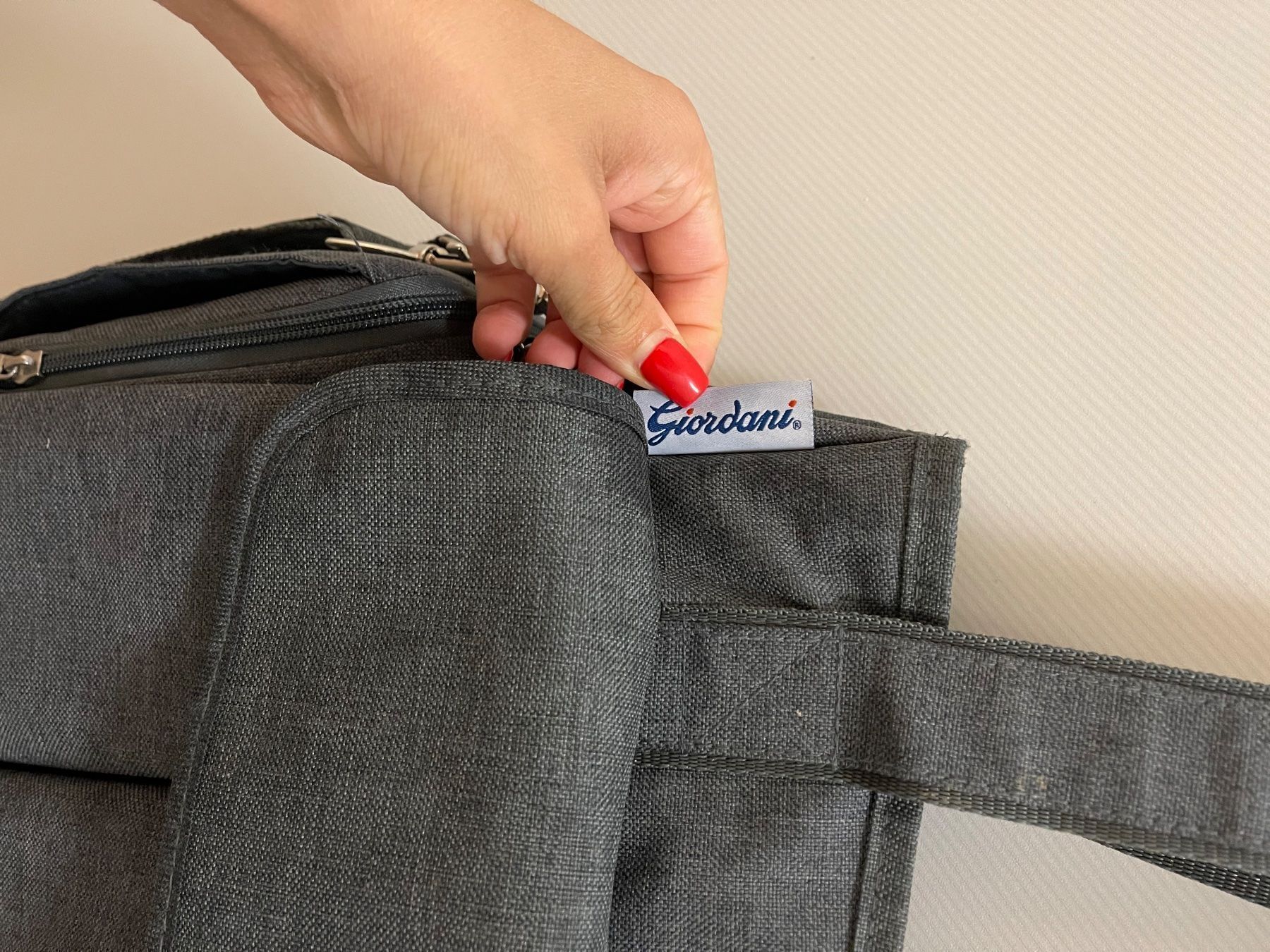 Kindertaschen: Shoulder bag with pockets – Neu und originalverpackt aus Opfikon von til_t7ww 2