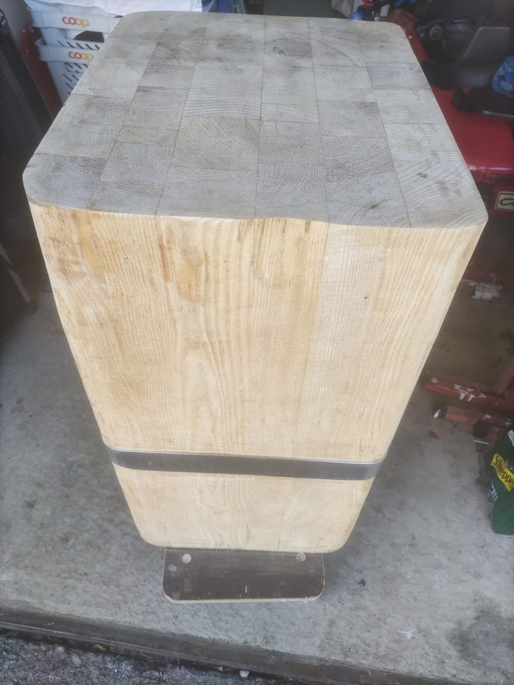 Articoli in legno: Haustock aus Holz – Usato da Rickenbach BL venduto da Karigass 1