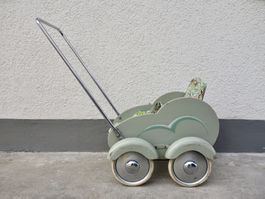 Puppenwagen HELVETIA 40er 50er 1940er 1950er Sportwägeli