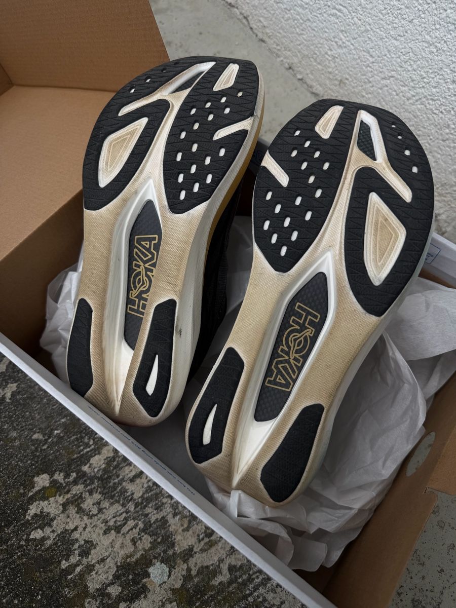 Hoka One One Herrenschuhe: HOKA Rocket X3 Carbon Running Shoe – Neu (gemäss Beschreibung) aus Zürich von agichristine 3