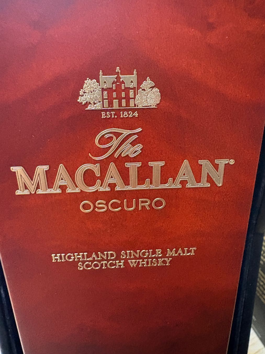 Macallan Spiritueux: The macallan Oscuro – D'occasion à Vésenaz par boi_858r 1