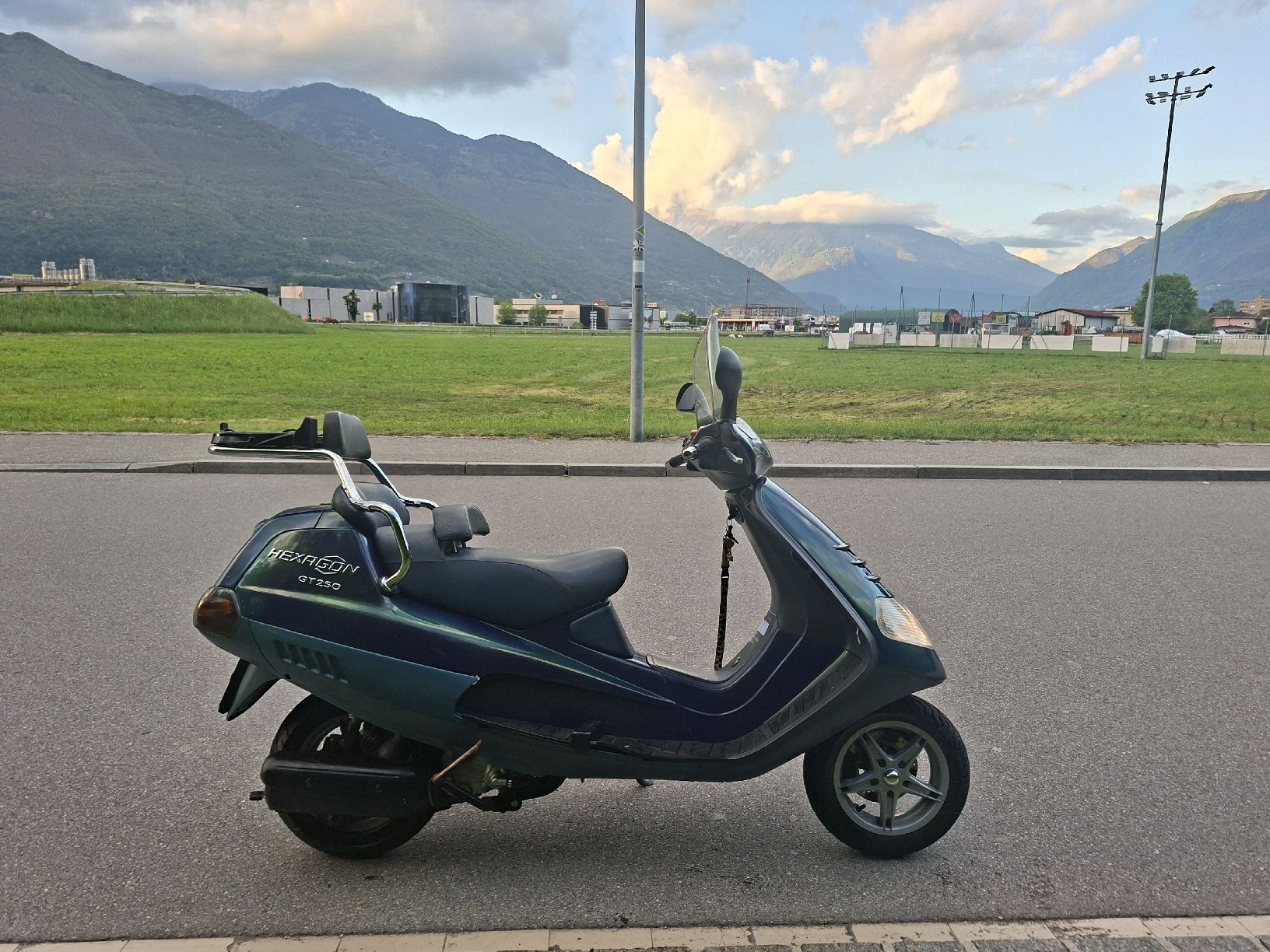 Piaggio Scooters: Hexagon 250cc 1999 – Gebraucht aus Giubiasco von Daniele88Rm 1