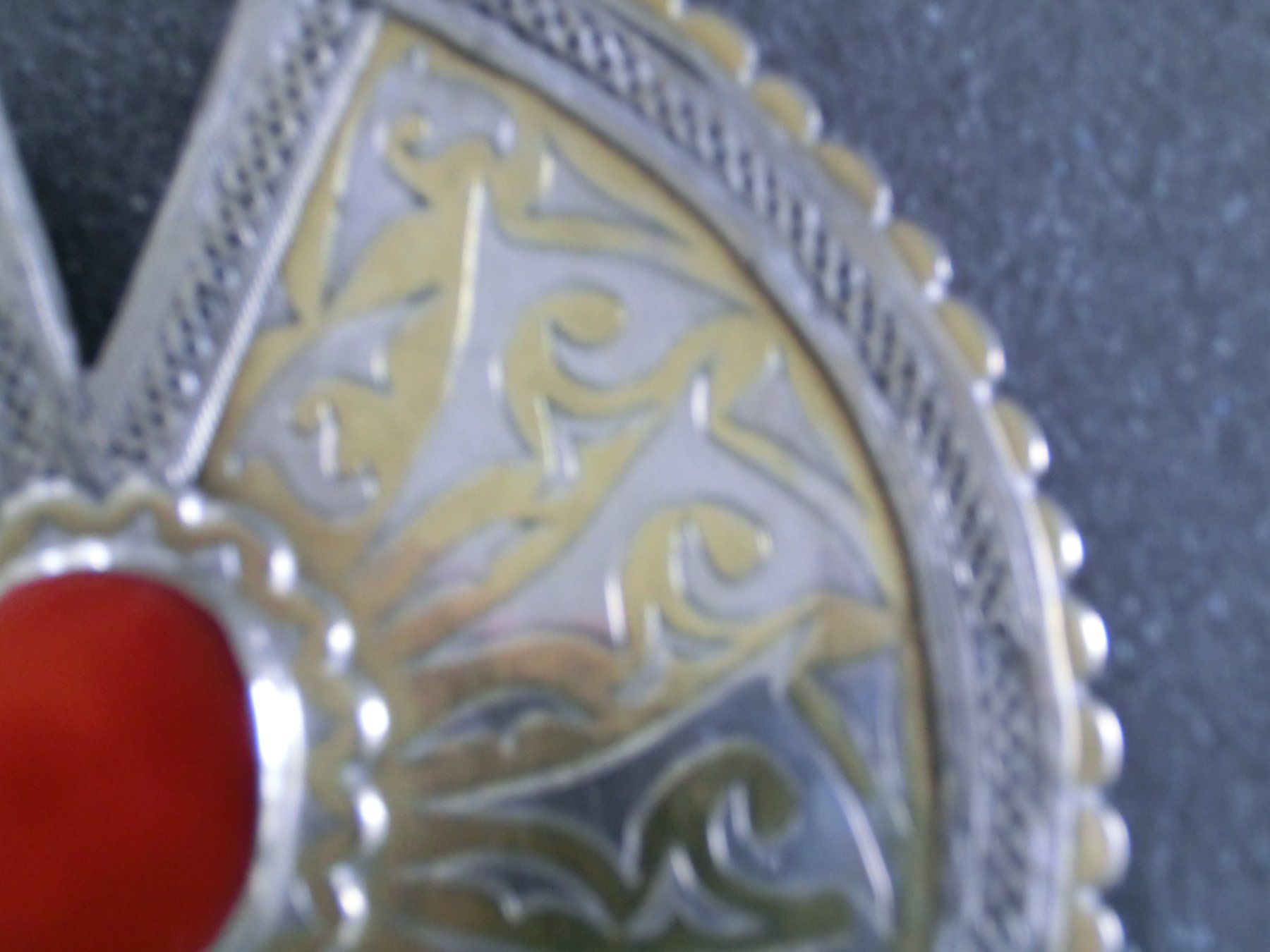 Ciondoli: ANTIKER BRUST - SCHMUCK DER TURKMENEN – Usato da Basel venduto da wyba44 4