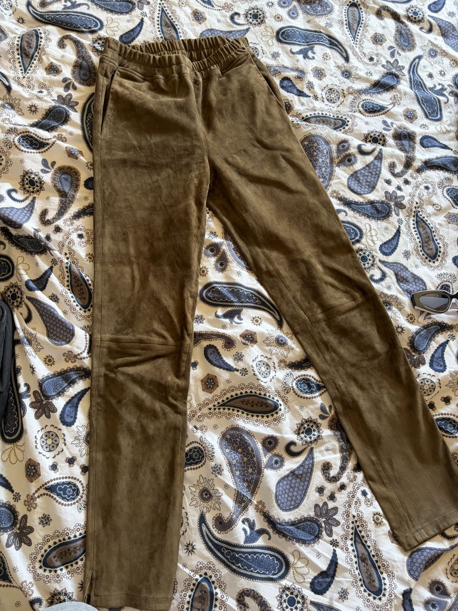 Hosen: Arma Lederhose Damen  – Gebraucht aus Basel von Brunner.T