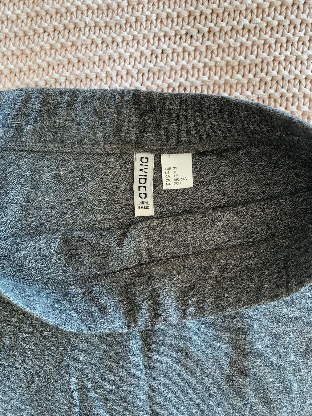 H&M Vestiti & Gonne: Jupe grise – Nuovo (secondo la descrizione) da Montreux venduto da iza_peche8 1