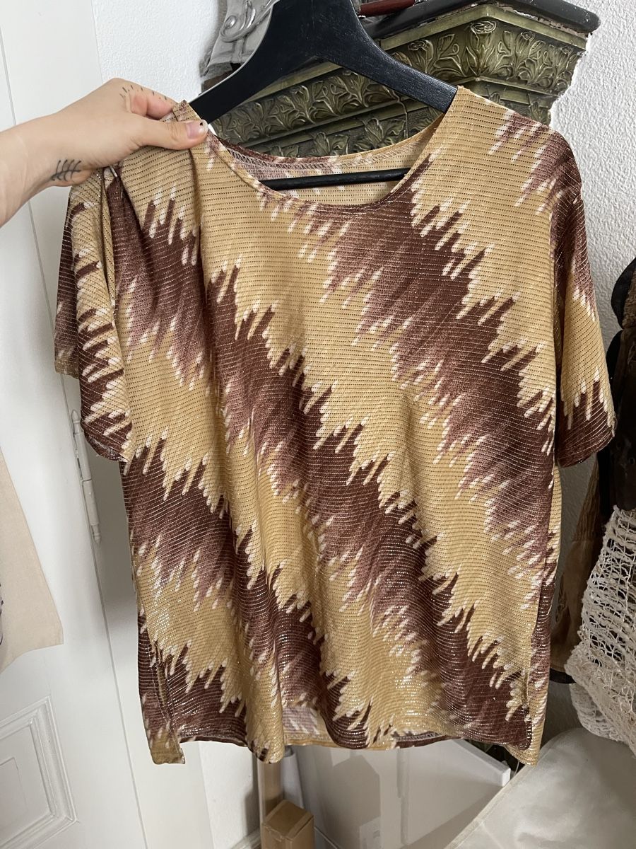 T-shirt: Vintage T-shirt with Print  – Usato da Fribourg venduto da nel_6tdw 1