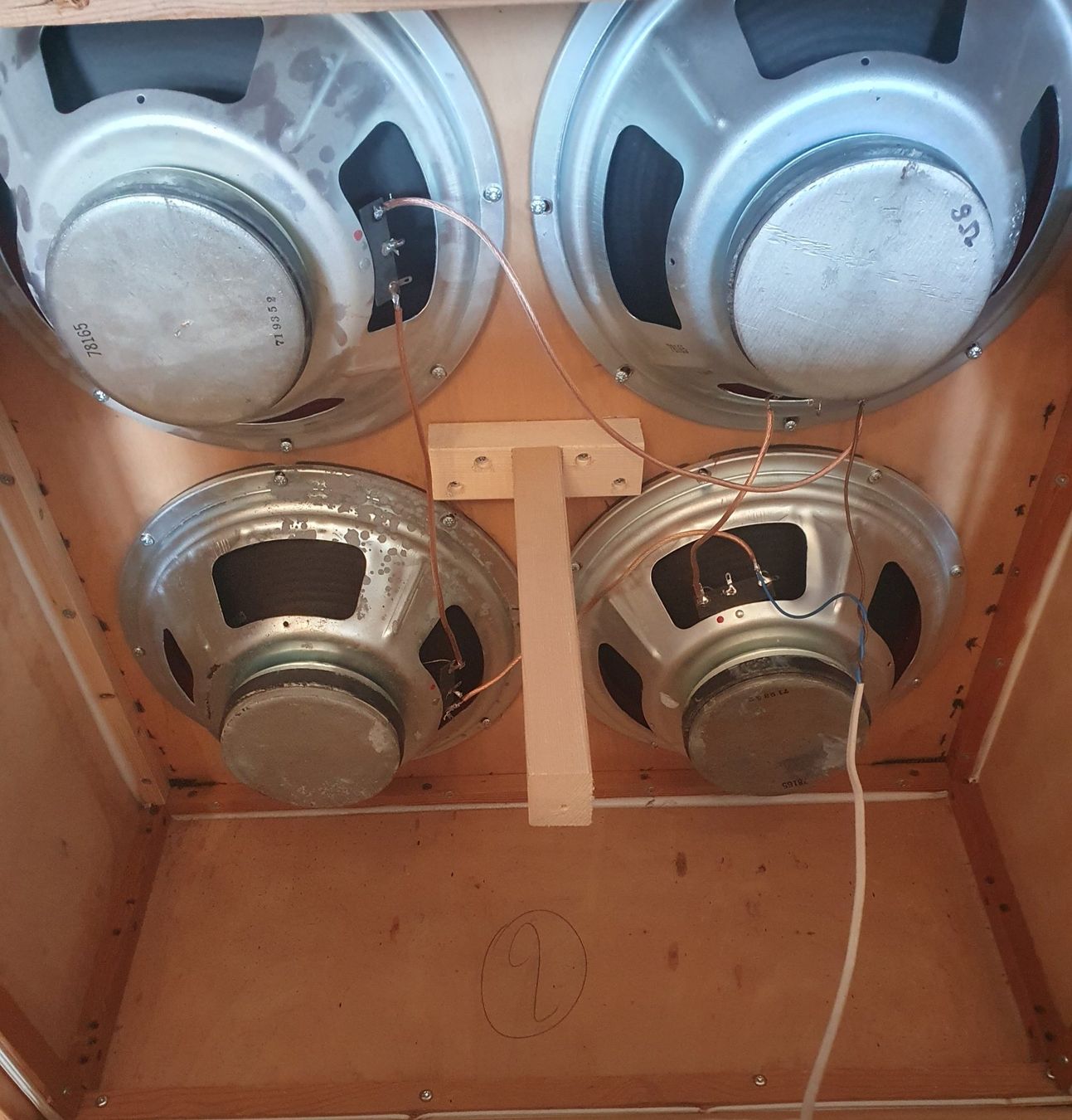 Casse acustiche: SUPERGROUP 4x12'' cabinet (+4x Ersatz) – Usato da Pfäffikon ZH venduto da edwinstarr1 4