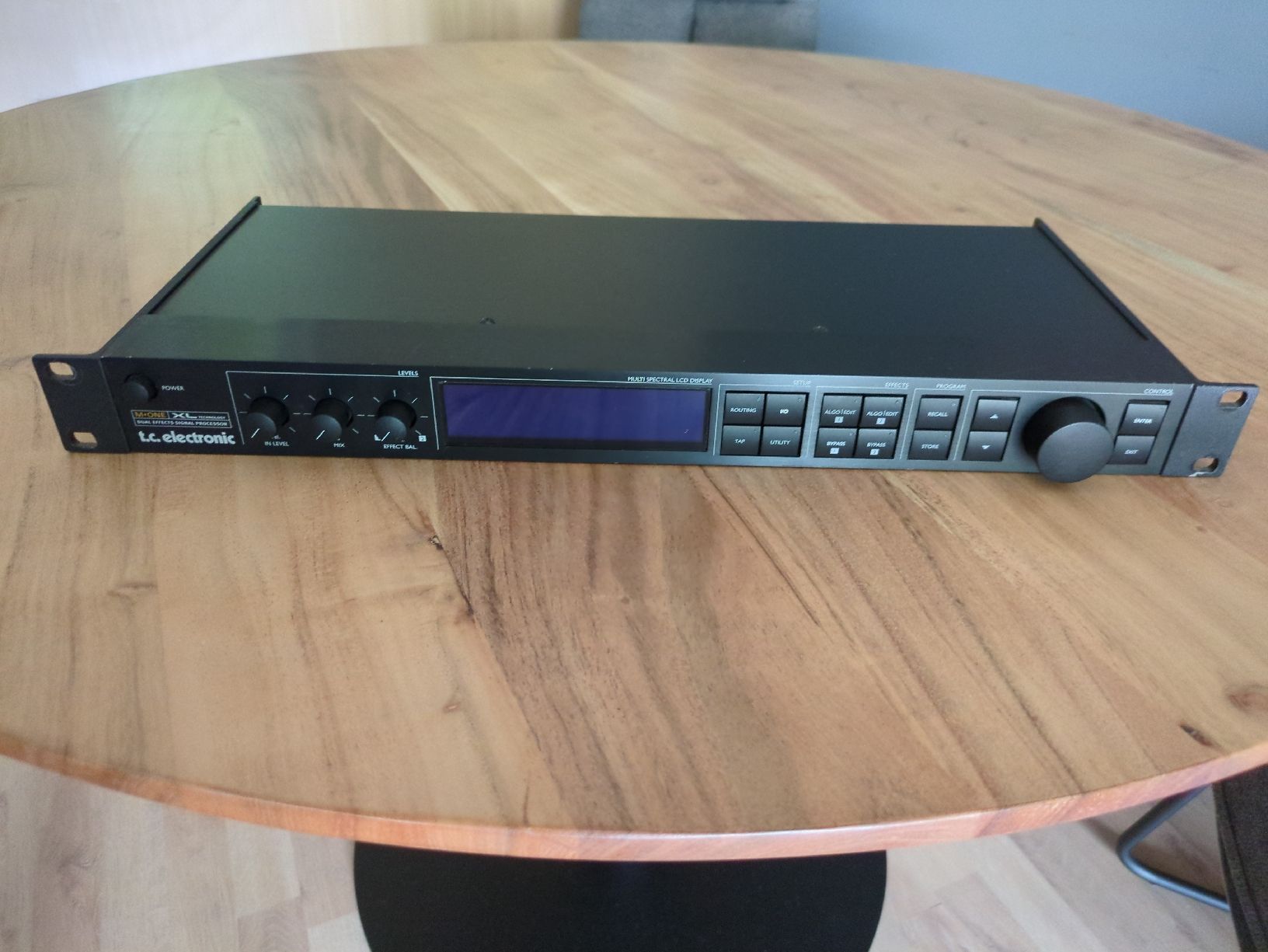 Strumenti musicali: t.c. electronic M-One XL – Usato da Aarau venduto da grisu0212