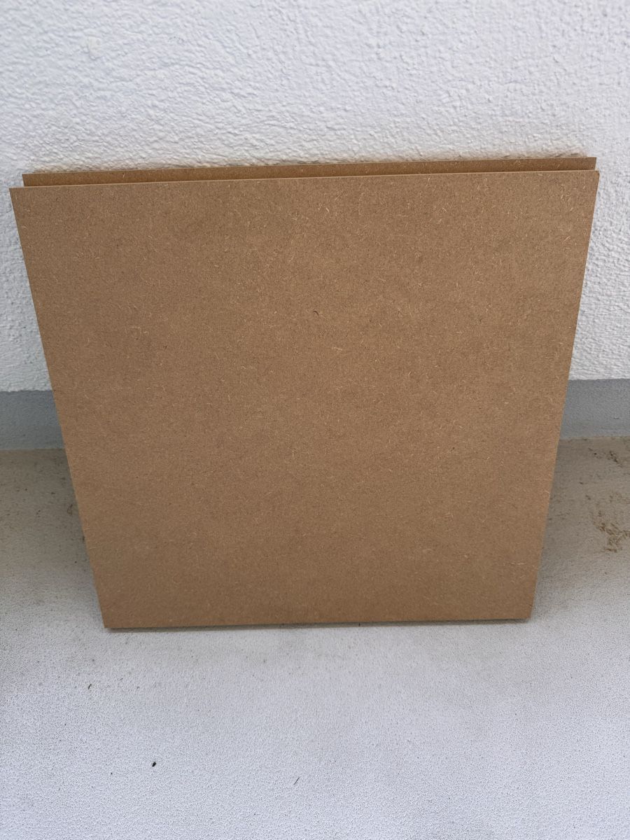Tous les outils: Zwei MDF-Platten 48 x 46,5cm – Neuf (Voir description) à Bern par chr_y8f7