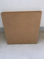 Zwei MDF-Platten 48 x 46,5cm