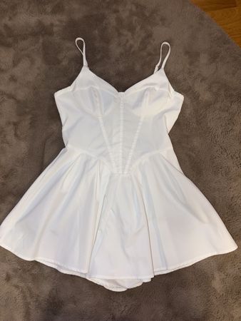 Kleid Weiss Grösse S-M neuwertig