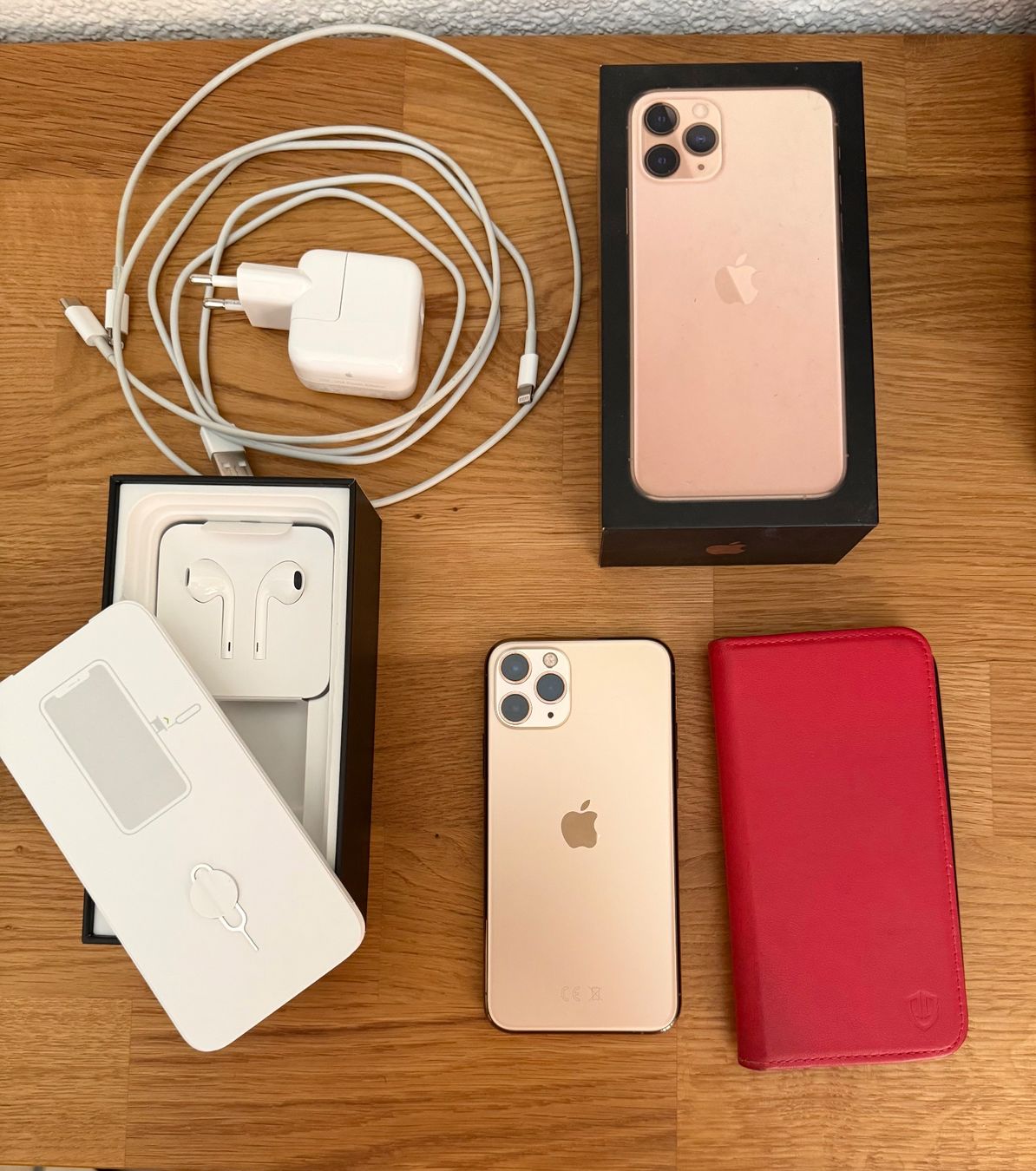 Apple Telefoni cellulari / Smartphones: iPhone 11 Pro Gold 64GB mit Zubehör – Usato da Aesch BL venduto da musashi55 1