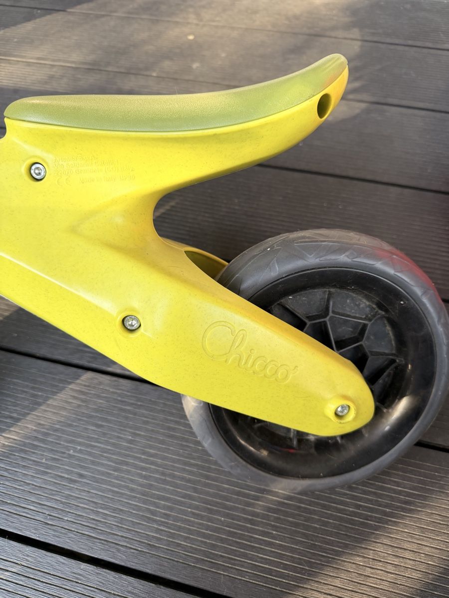 Chicco Fahrzeuge für Kinder: Vélo sans pédale Chicco – Gebraucht aus Le Lignon von Ana2831 2