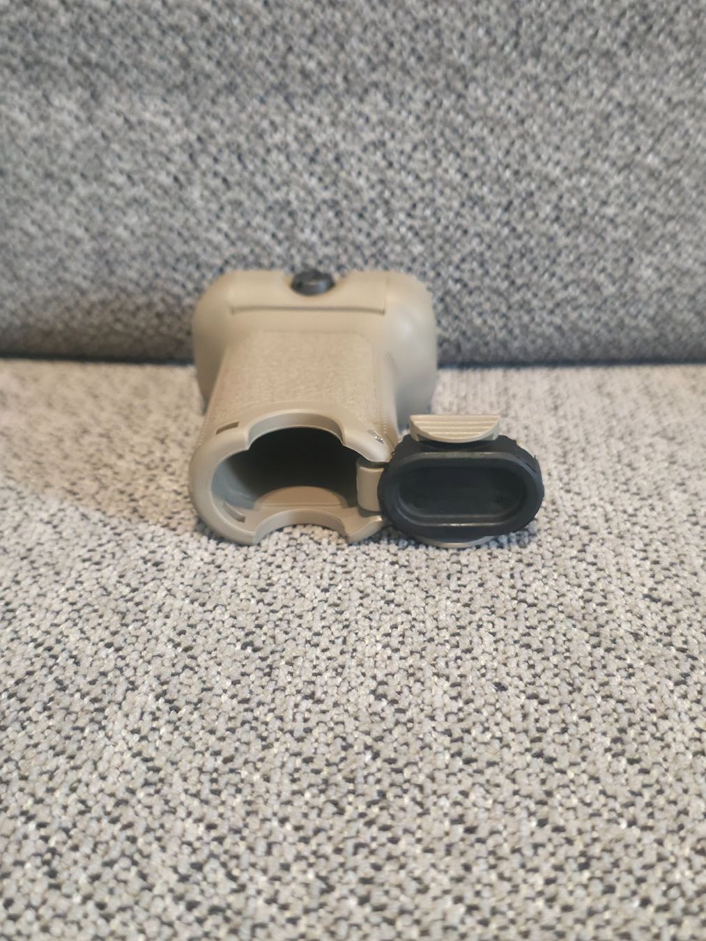 Alle Werkzeuge: BCM Short vertical grip – Neu und originalverpackt aus Steffisburg von Davga 3