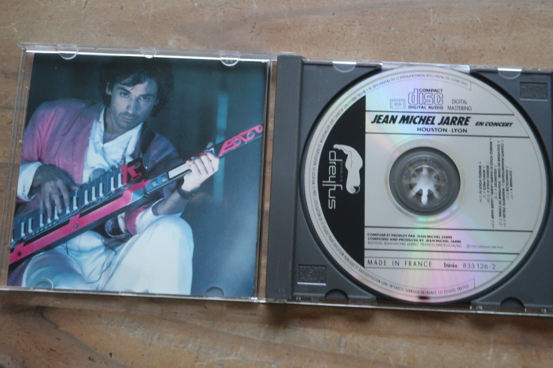 CD: JEAN-MICHEL JARRE - EN CONCERT - CD – Usato da Basel venduto da Patiscat 2