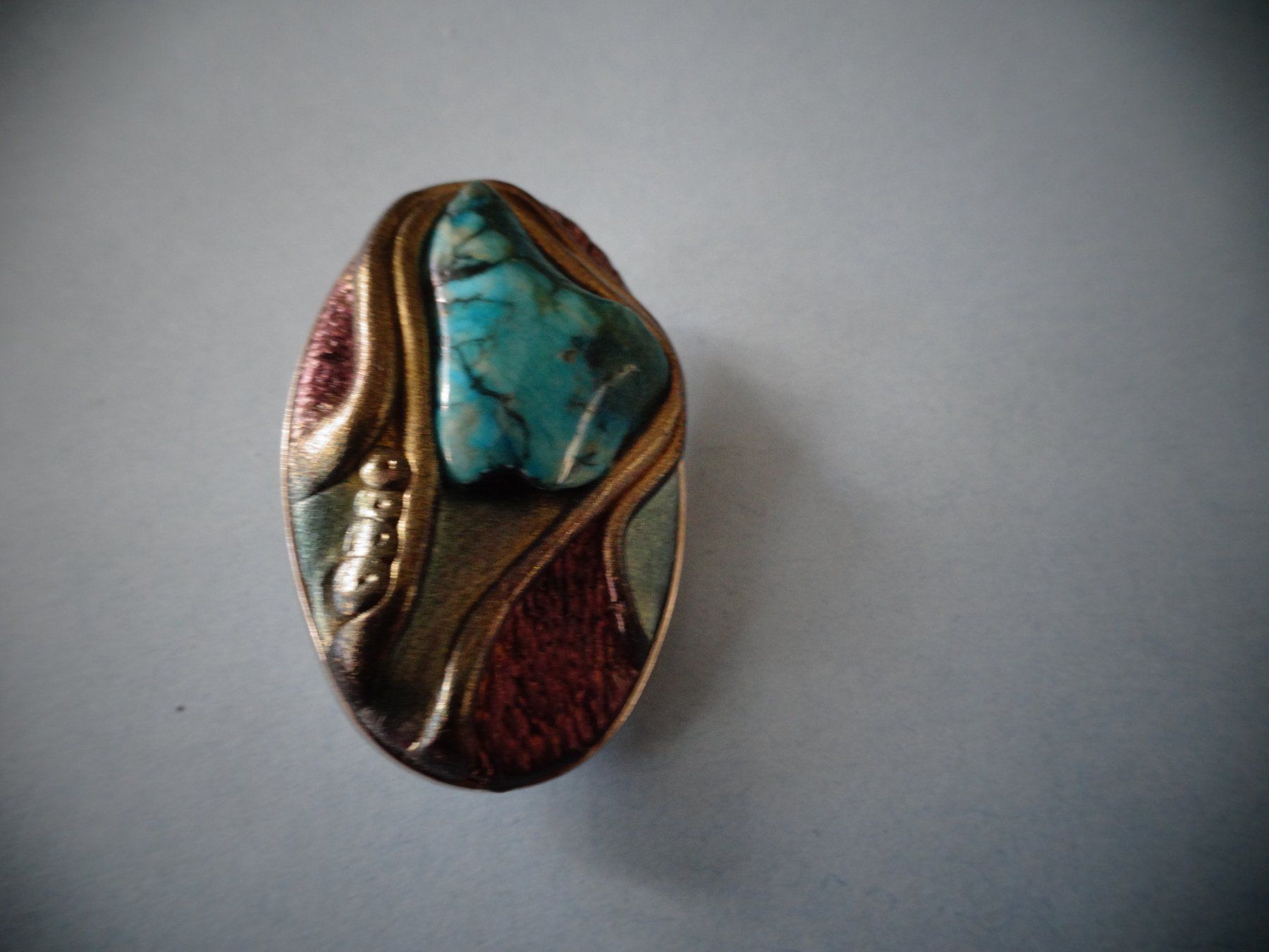 Broches & Aiguilles: Schöner Stein Anstecker – D'occasion à Neerach par jenny062