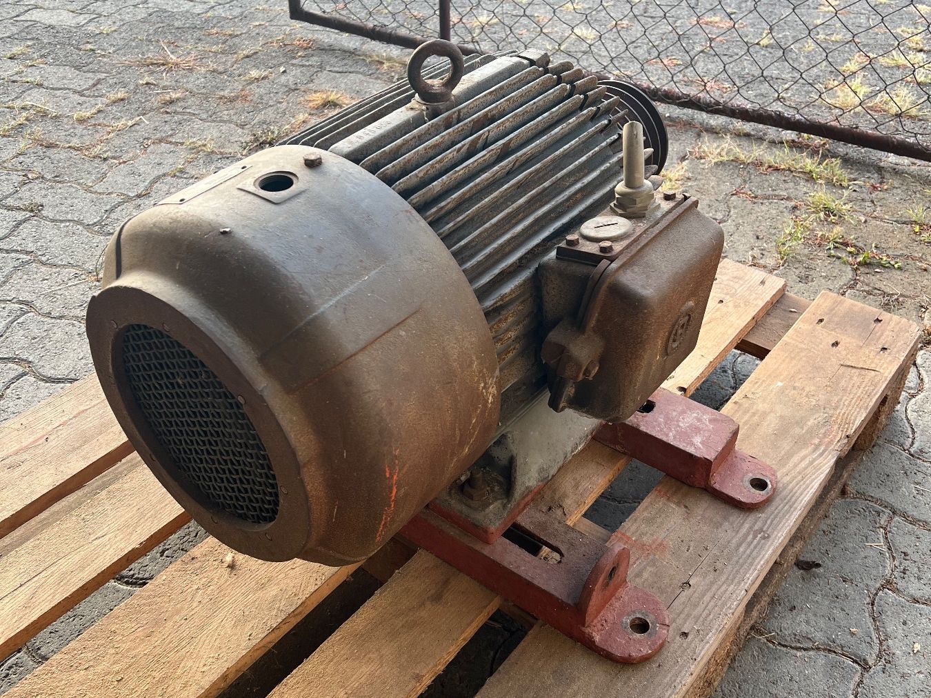 Bauknecht  Motori: Elektromotor Bauknecht, 25PS – Usato da Gondiswil venduto da Nygo 1