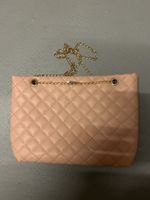 Rosa gesteppte Handtasche mit Goldkette - Top Zustand!