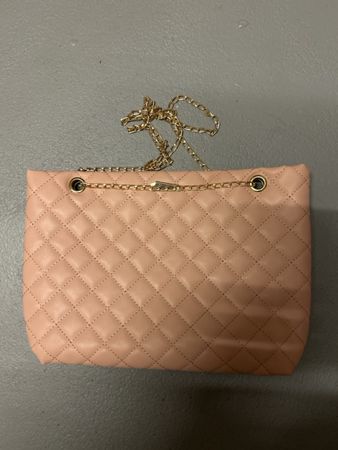 Rosa gesteppte Handtasche mit Goldkette - Top Zustand!