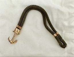Armband von Paul Hewitt 