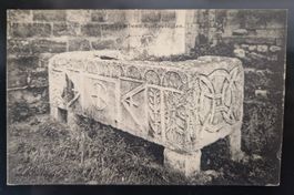 Les Alyscamps Arles Grab der Karolinger top