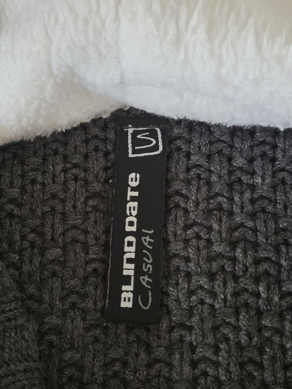 Katzenbaum - Kratzbaum: Strickweste – Gebraucht aus Rickenbach-Sulz von Bacardibabe 2