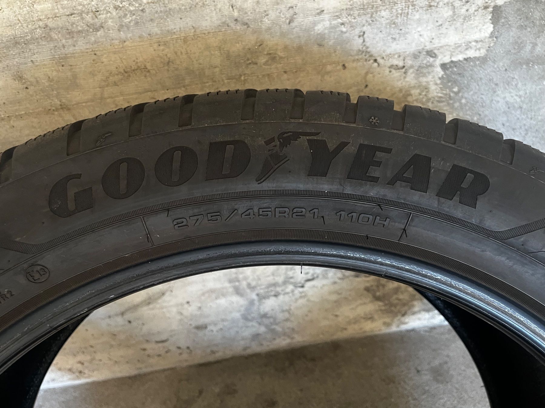 Altro in Scrittura & Disegno: 275/45R21 110H – Usato da Seon venduto da dgu_23ty 2