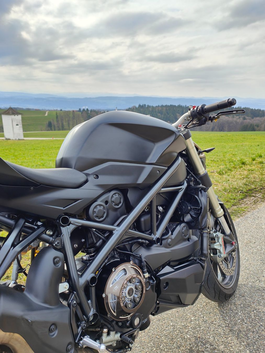 Ducati Strasse: DUCATI Streetfighter 1099 S – Gebraucht aus Homburg von zolcyr 3