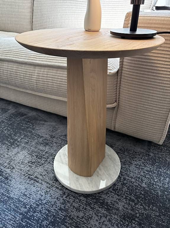 Tavoli: Bolia Root Table Dia 42 H 44 cm NP 950.- – Usato da Unterägeri venduto da mar_96hk 1