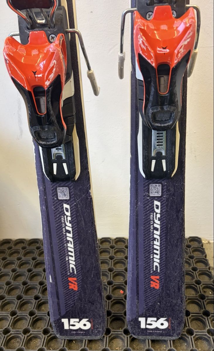 Skis: Dynamic VR Ski 156 cm inkl. Bindung – Gebraucht aus Horw von taskinardi 1