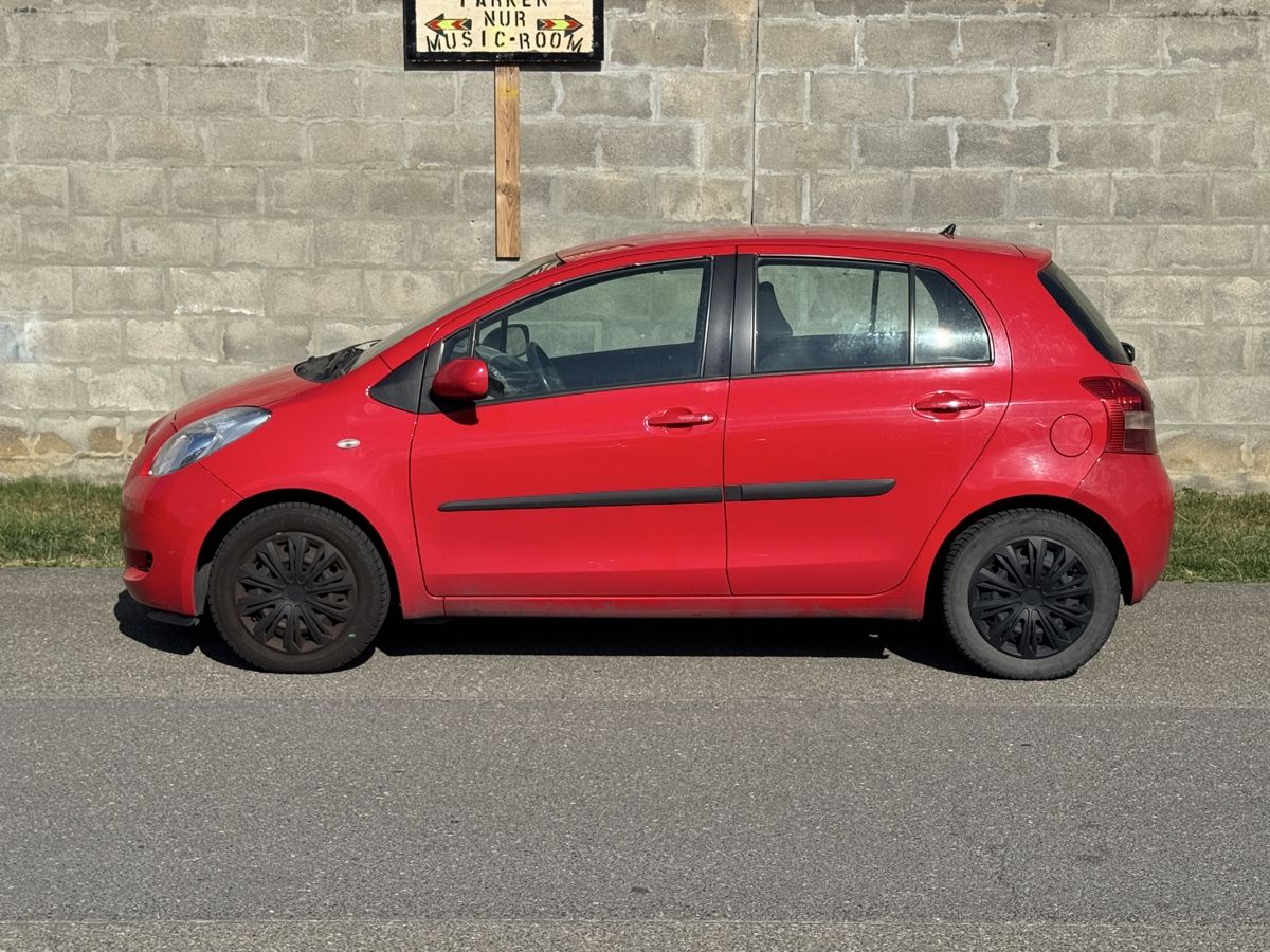 Toyota Autos: Toyota Yaris 1.3 ab MFK – Gebraucht aus Oberentfelden von Blackrose75 1