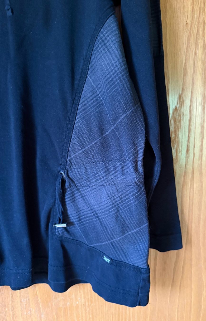 Maglioni & Felpe: Pulli Celil schwarz mit grauen Einsätzen – Usato da Zäziwil venduto da kreative-ideen 2