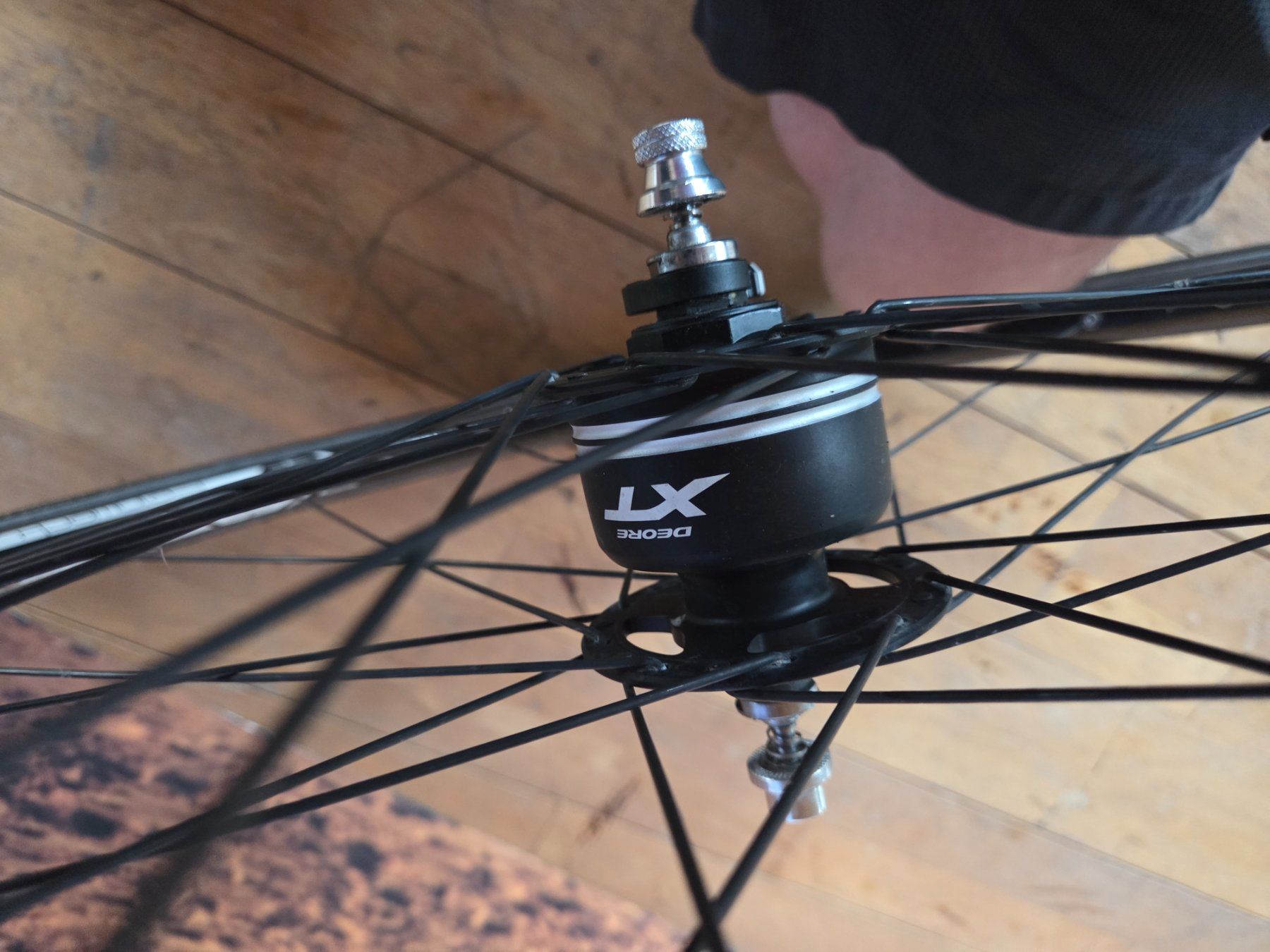 Pezzi di ricambio: Vorderrad 28 Zoll mit XT Nabendynamo – Usato da Willisau venduto da bioBIZZ 3