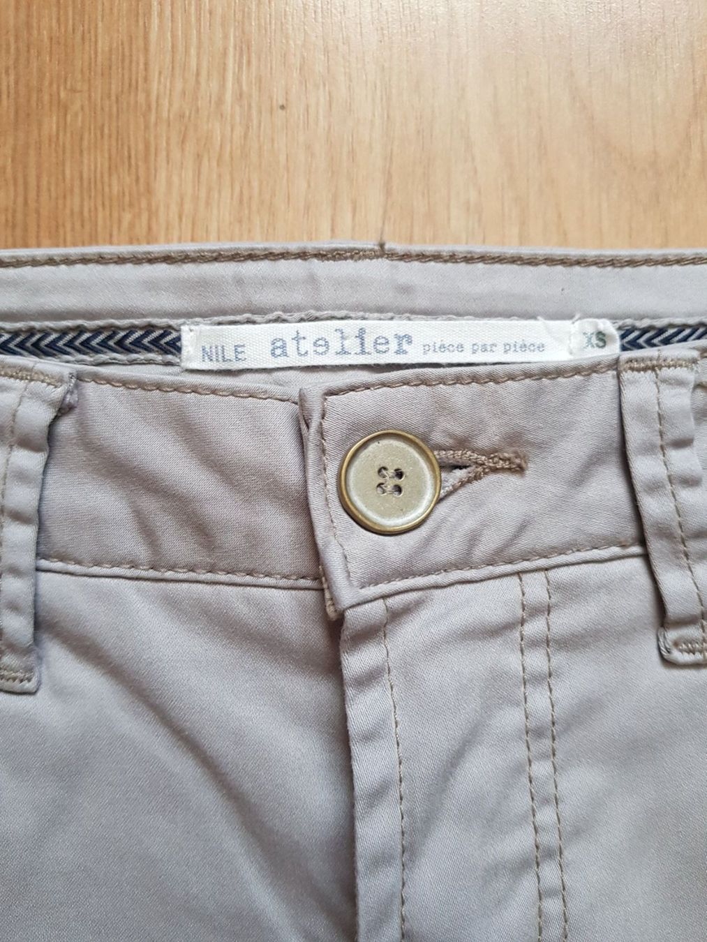 Nile Hosen: Tolle NILE Hose Gr.XS grau – Gebraucht aus Gwatt (Thun) von umwelt-brocki 3