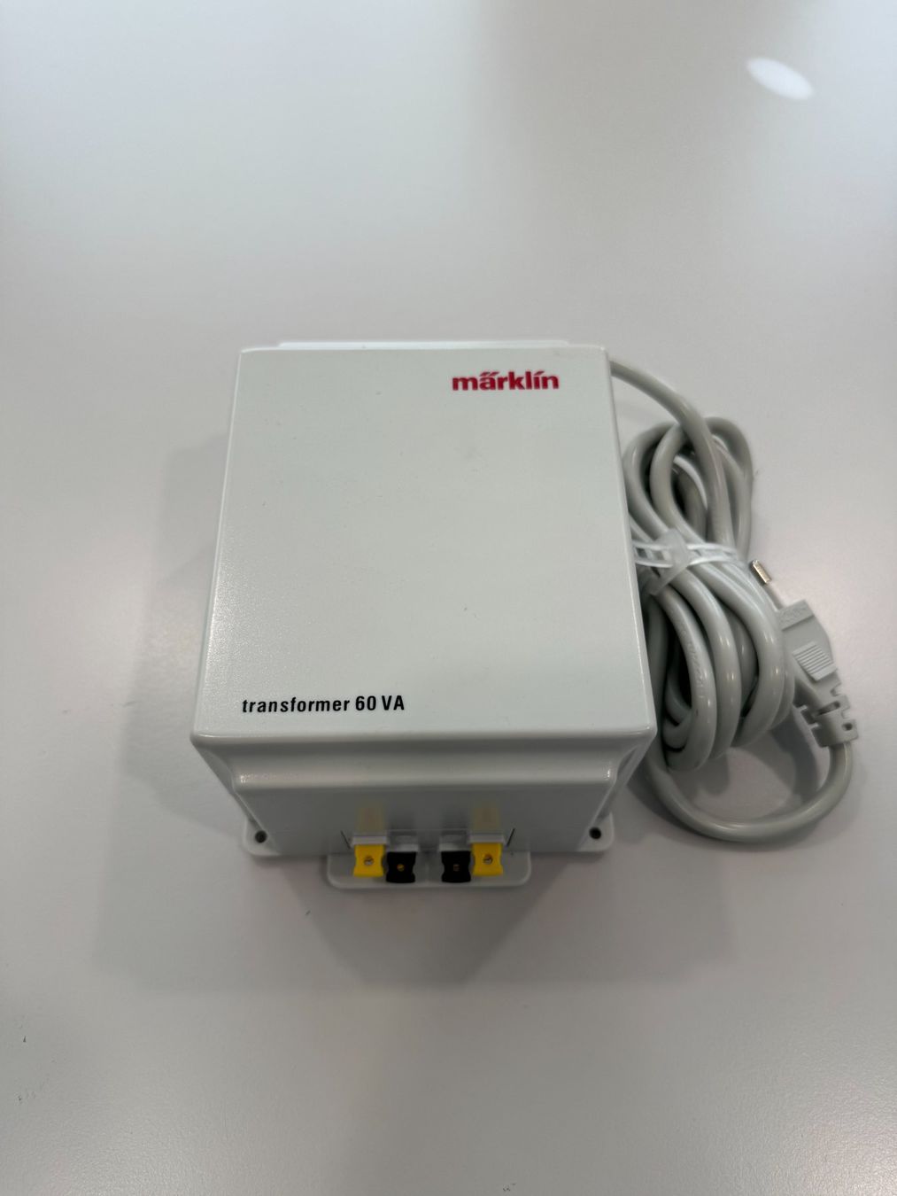 Märklin Modellini di ferrovie: Tranformator 60 VA – Usato da Oftringen venduto da Pgi