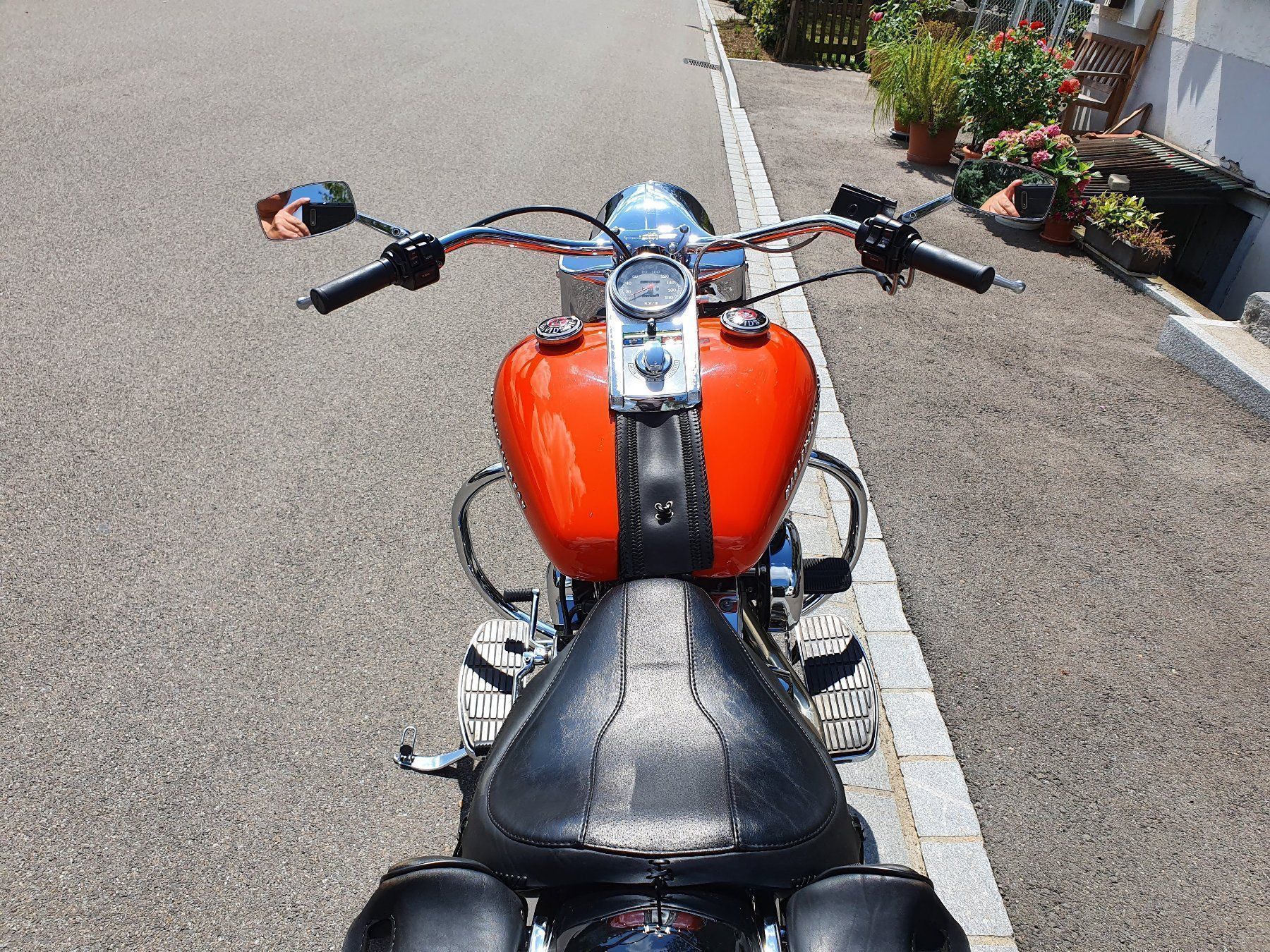 Harley-Davidson Chopper: Harley Davidson mit dem Evolution-Motor. – Usato da Reinach AG venduto da Yig 4