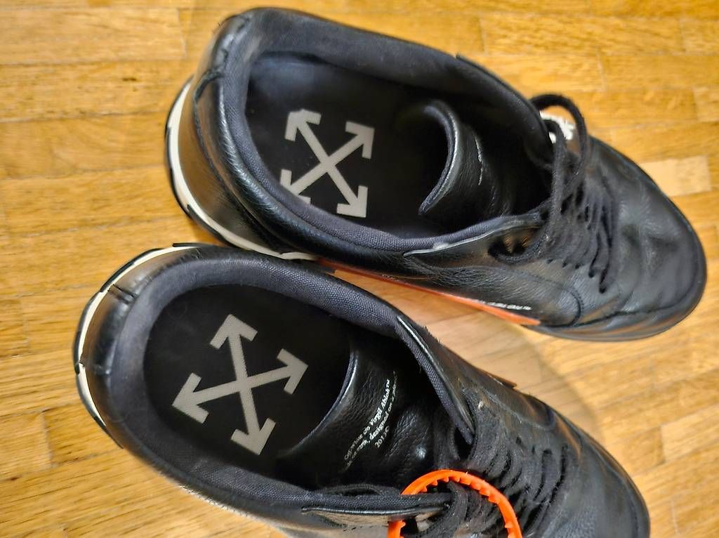 Off-White Herrenschuhe: OFF-White shoes Low Vulcanized Calf Leather Sneaker Black – Gebraucht aus Sonceboz-Sombeval von michael.l 3
