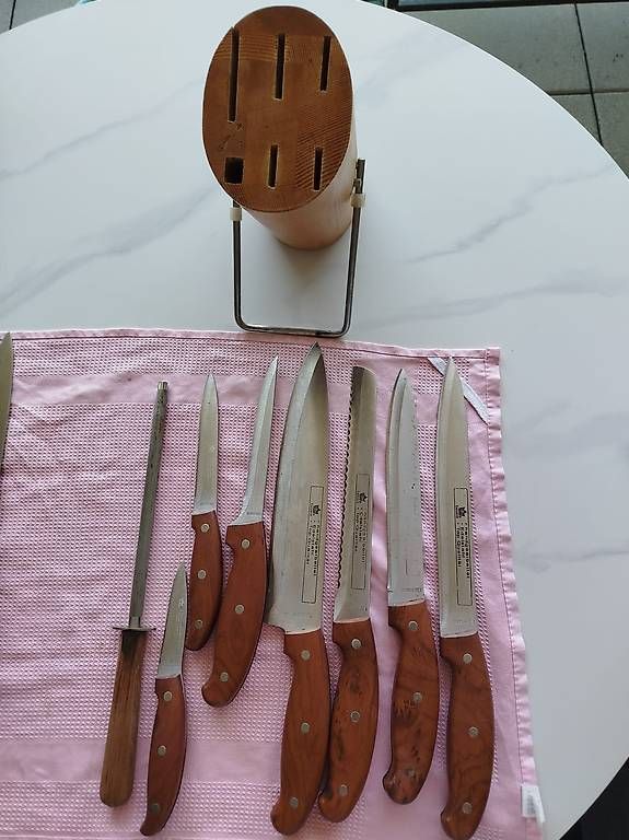 Coltelli: Küchenmesser Set de couteaux de cuisine – Usato da Fribourg venduto da Markbraun
