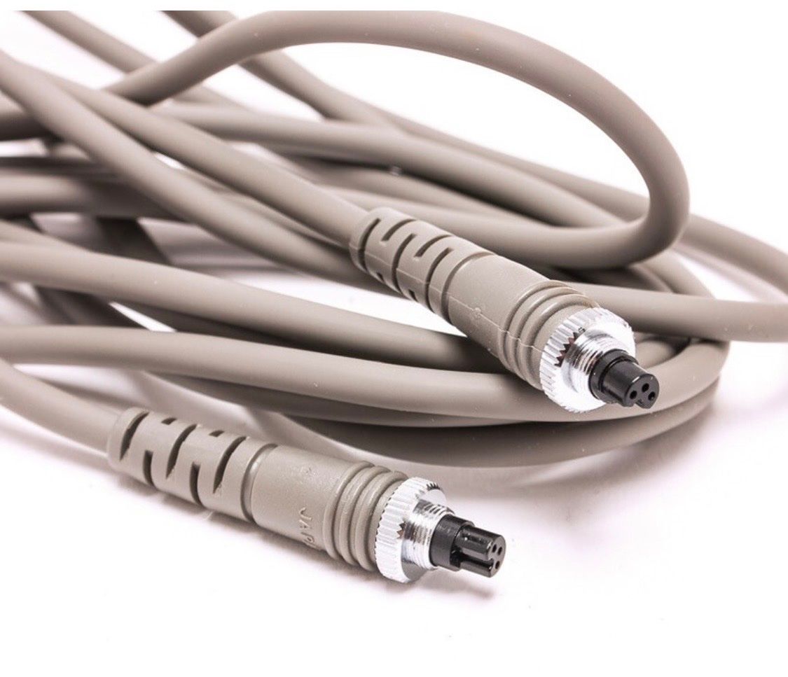 Hama Cavi: 2x Nikon SC-19 Kabel – Usato da Pratteln venduto da mal_8lly 1