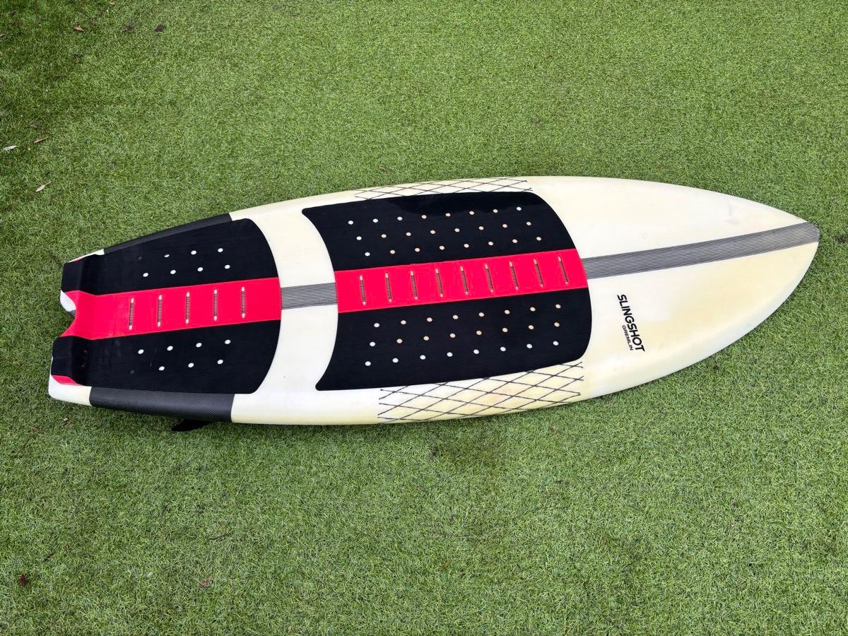 Slingshot Tavole da surf e di nuoto: Wakesurfboard Slingshot Gremlin – Usato da Luzern venduto da sam.l.
